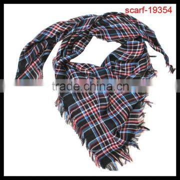 2014 fashion triangle tassel plaid print scarf