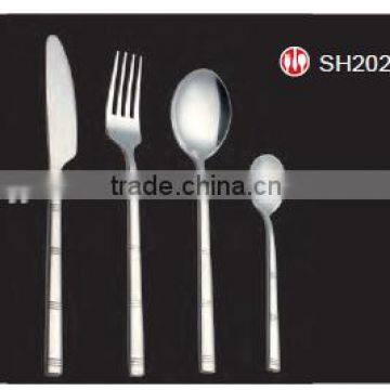 24 pcs Stainless steel cutlery set