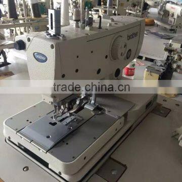B-9820-02 Used Direct Drive Button Eyeholing Machine