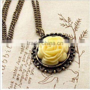 Womens Vintage Bronze Acrylic Flower Pendant Necklace Long Chain Jewelry Gift