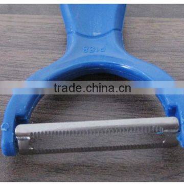 Creative Home Plane Scraping Fruit Plastic Handle Planing Smile Kitchen Supplies Household Goods Kitchen Peeler P29 photo-5