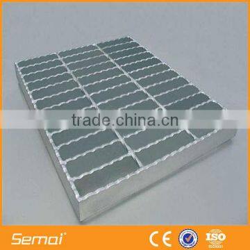 Best Quality ISO approved steel grating standard size