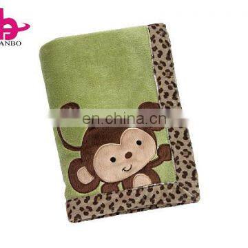 Green 100%Polyester Coral Fleece Microfiber Fabric Comfortable Portable Applique Embroidery Baby Minky Blanket