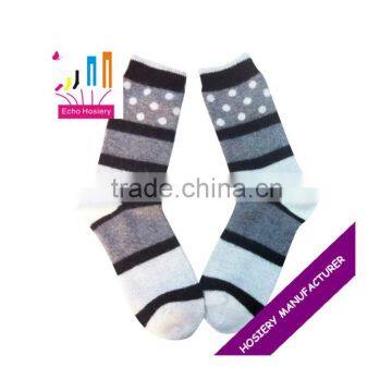 Unisex thin wool socks