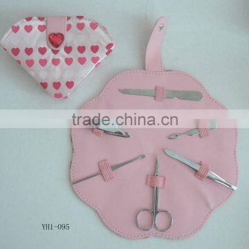Foldable manicure set in PU case