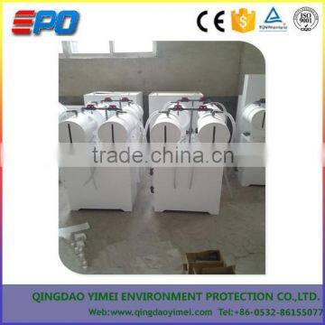 Chlorine dioxide generator for sterilizing