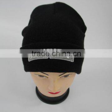 Promote cheap IN STOCK design logo black beanie hat