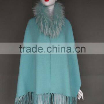 Fashion Women Cashmere Shawl With Raccoon Fur Collar / Manufacture Ladies Fur Cape