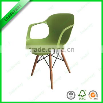 Low price new style plastic arm chair with wood legs