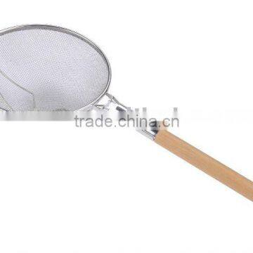 Heavy duty strainer with wood handle