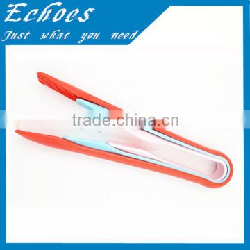 Colored kitchen tongs