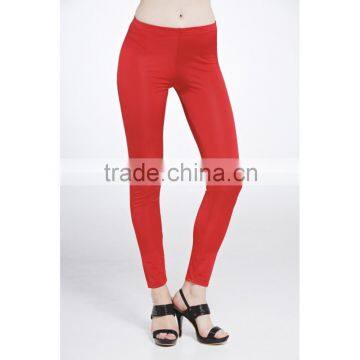 Woman Plain Red FItted Leggings / Tights