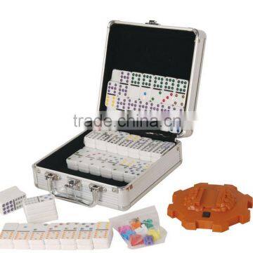 Hign quality plastic domino set in aluminum box wholesale price