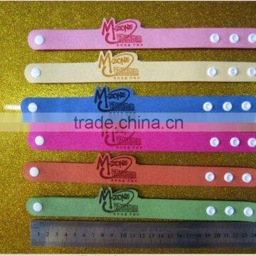 Mosquito repellent bracelet