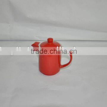 red color antique ceramic teapots