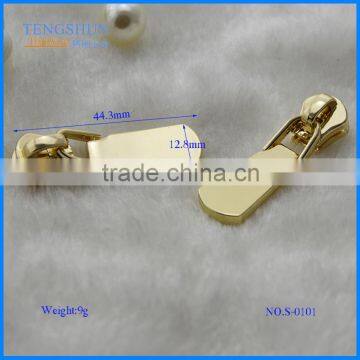 Professional OEM Zinc Alloy Zipper Puller for Men's Bag Metel Bag Parts Wholesale Quality Choice