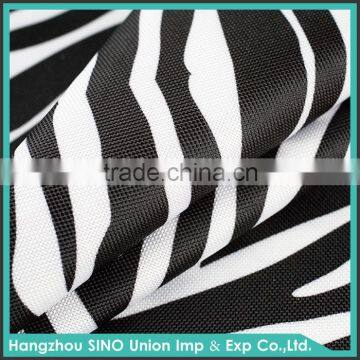 100% Polyester Material and Umbrella,Garment,Cover Use Yarn-dyed Russia Design Sofa Fabric