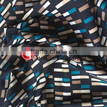 Plain Style and Printed Pattern Polyester Chiffon Fabric photo-5