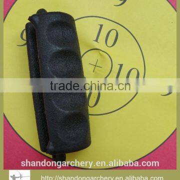 Hand Grip Arrow Puller Deep Groove for Easy Pulling Fit All Arrows Diameters photo-3