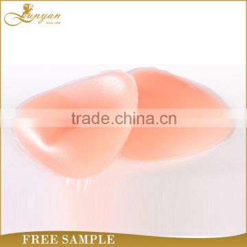 2016 Wholesale lady fashion lift up silicone bra pad insert