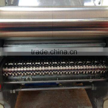 Kitchen Ware Press Flour Machine for Making Noodle Dumpling Bread photo-4