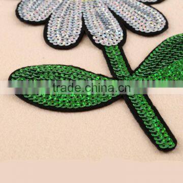 Wild Chrysanthemum Flower Reversible Sequin Designs Embroidery Patch for Garment photo-2