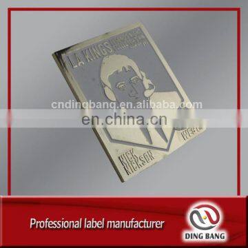 Profeesional Packaging Label Factory Custom Sliver Plated And Color Filled Type Debossed Metal Label With Hook