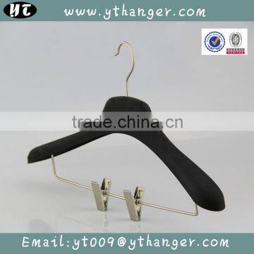 HA6879 Plastic Kids Clothes Hanger Baby Suits Hanger With Clips photo-5