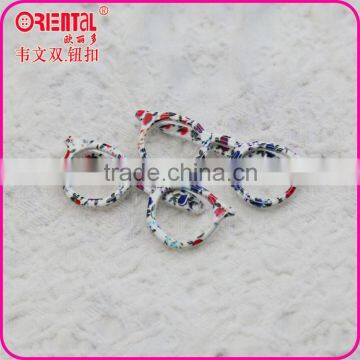 fashion glass brooch with printed color