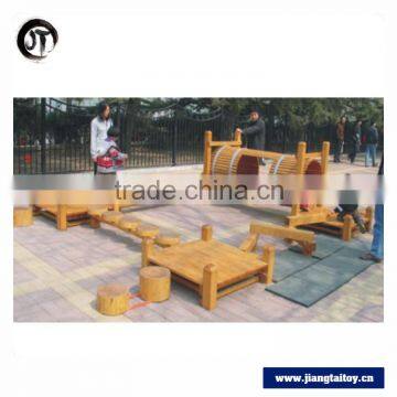 2016 New Product Wood Outdoor Playground Equipment For Kids Use