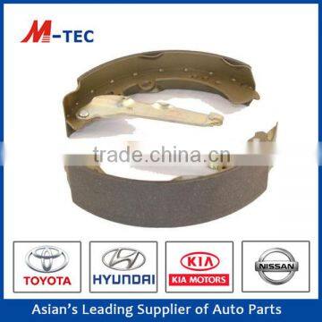 Hot 4515 lining brake shoe 04495-0K120 for Toyota Fortuner 06-08"