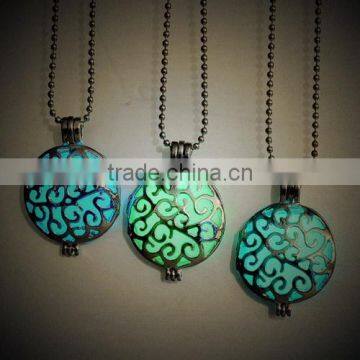 Luminous Atlantis Necklace Sapphire Glowing Necklace Glow in the Dark