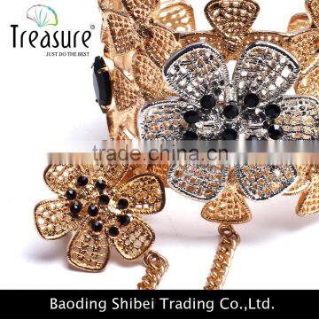 Luxury Fashion Jewellry Golden Alloy Flower Rings and Bangle Fashion Jewelry for Wedding and Party Indian Jewelry photo-5