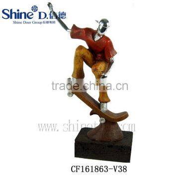 Cast sculpture custom resin sport figurine skateboard player figurines for Souvenir