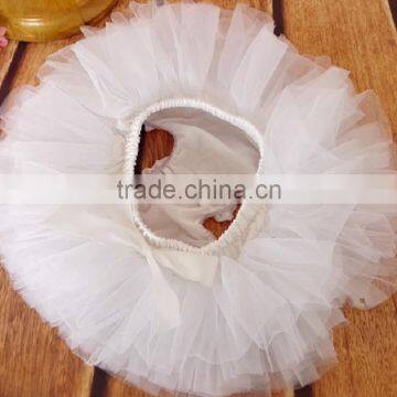 2015 Hot Sales! Baby Pink Wholesale Lace Ruffle Tutu Bloomers Baby Bloomers photo-4