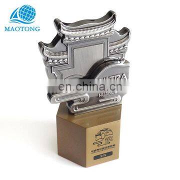 Wholesale custom metal high quality winner medals and trophies made in china