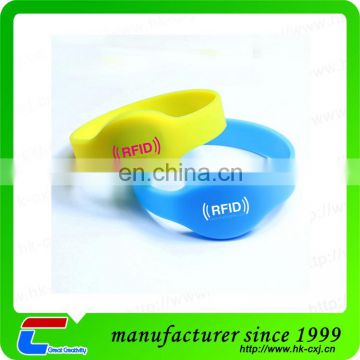 Super Quality Waterproof Passive RFID Silicon Sport Wristband