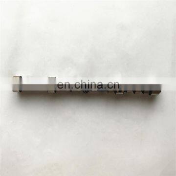 Hot selling engine spare parts camshaft for 6D14T in stock