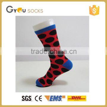 Red Men cotton Sports socks with Black pot Wholesale 2016