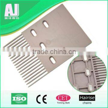 Smooth transfer conveyor plastic comb plate board