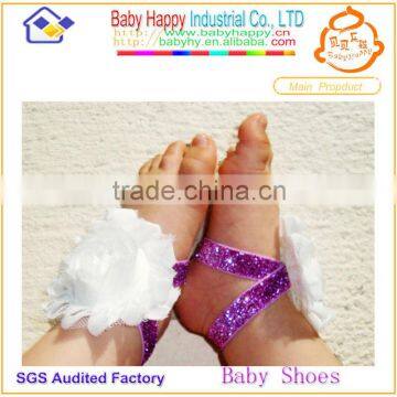 Newborn baby summer barefoot