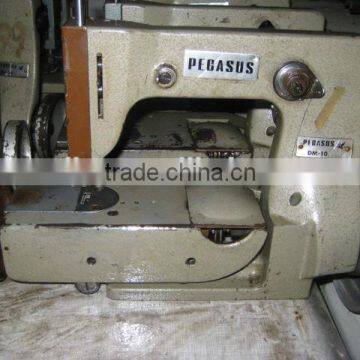 Reconditioned Japan Pegasus Dm-50 Second Hand Used Glove Sewing Machine photo-2