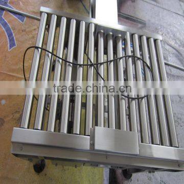 Power roller conveyors systems for carton conveying