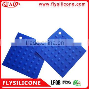 Non-slip Designed Flexible Heat Resistant Silicone Pot Holder With Private Label