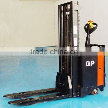 1.2Ton warhouse stacker