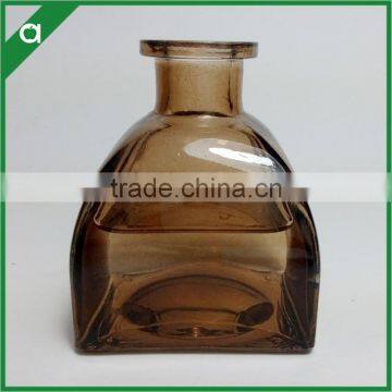 Fashion Painted Popular Yurt Shape Diffuser Glass Bottle