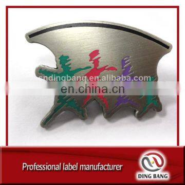 Wholesale Nickel Free Feature And Pin On Type Custom Made Logo Printed Metal Decorarion Badge