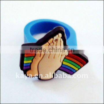 New-style plastic finger ring