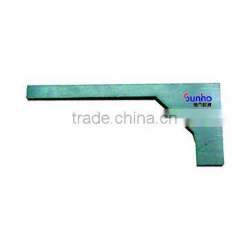 Cover or cover board contour line gauge for IEC60884