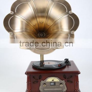 The hotel with the Europe type restoring ancient ways of real wood the phonograph